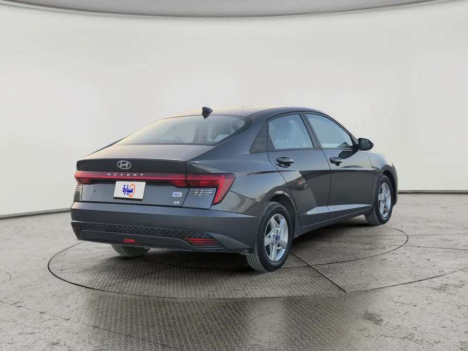 2024 Hyundai Accent Fleet 