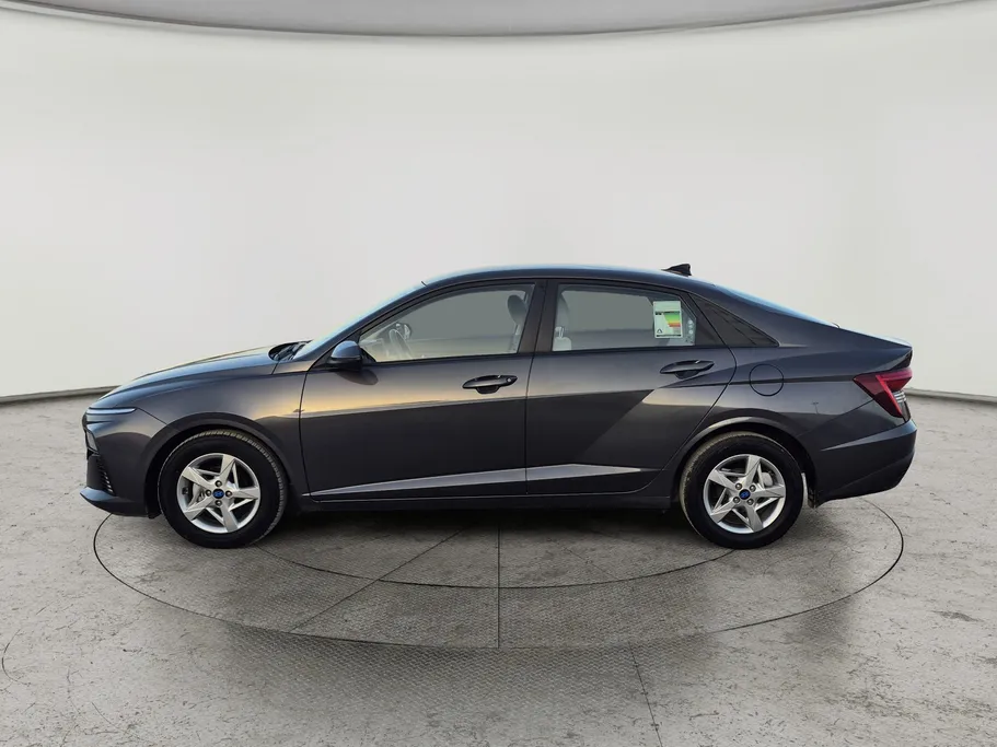 2024 Hyundai Accent Fleet 