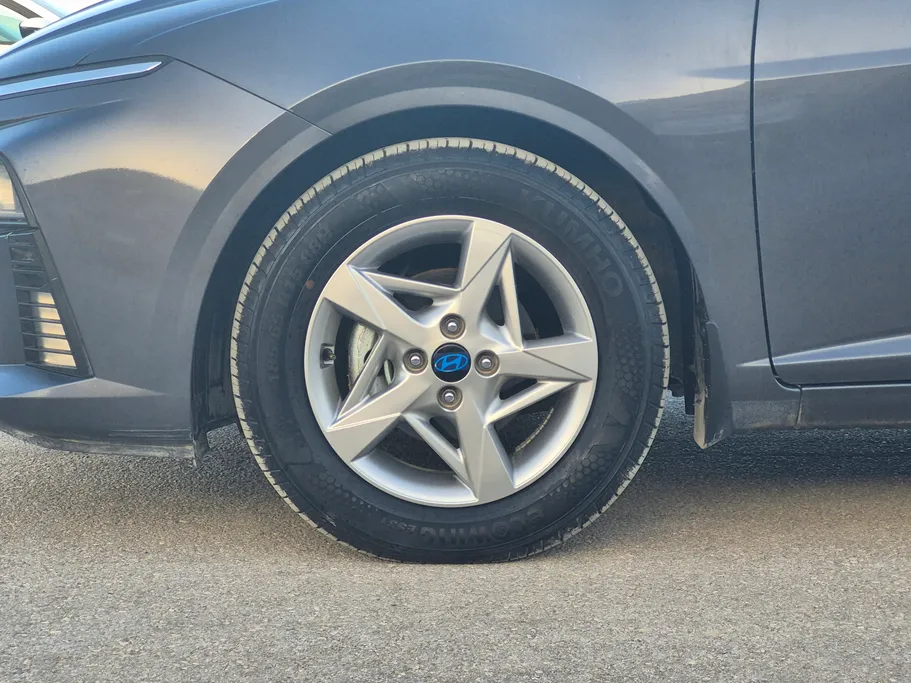 2024 Hyundai Accent Fleet 