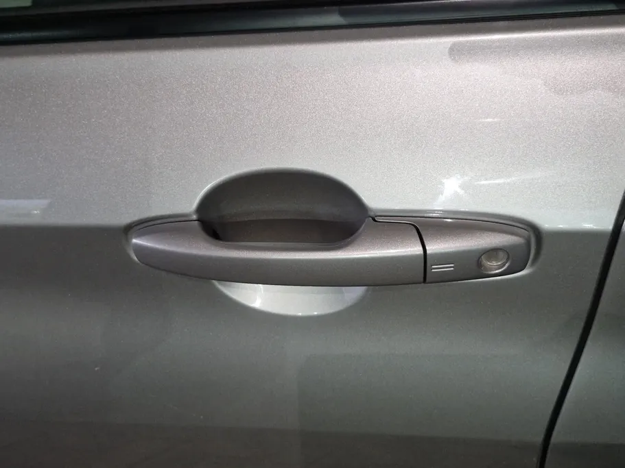 2024 Toyota Yaris  YX 