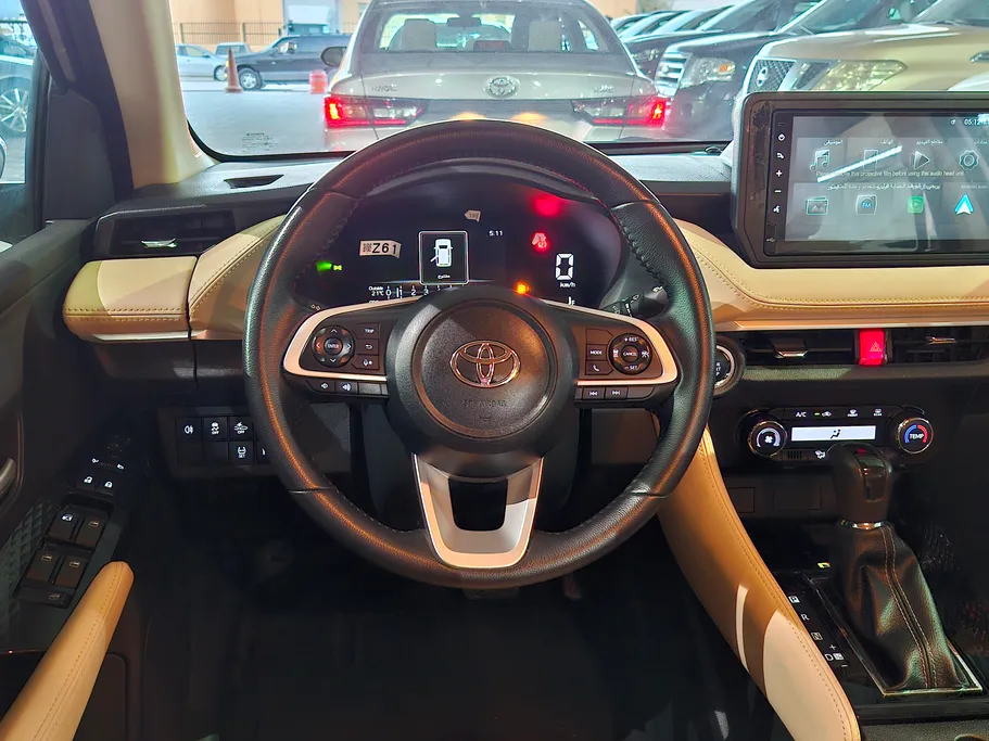 2024 Toyota Yaris  YX 