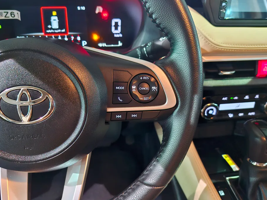 2024 Toyota Yaris  YX 