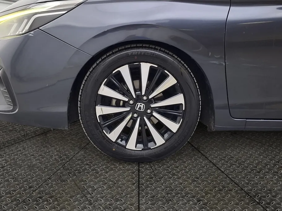 2024 Honda City LX Sport 