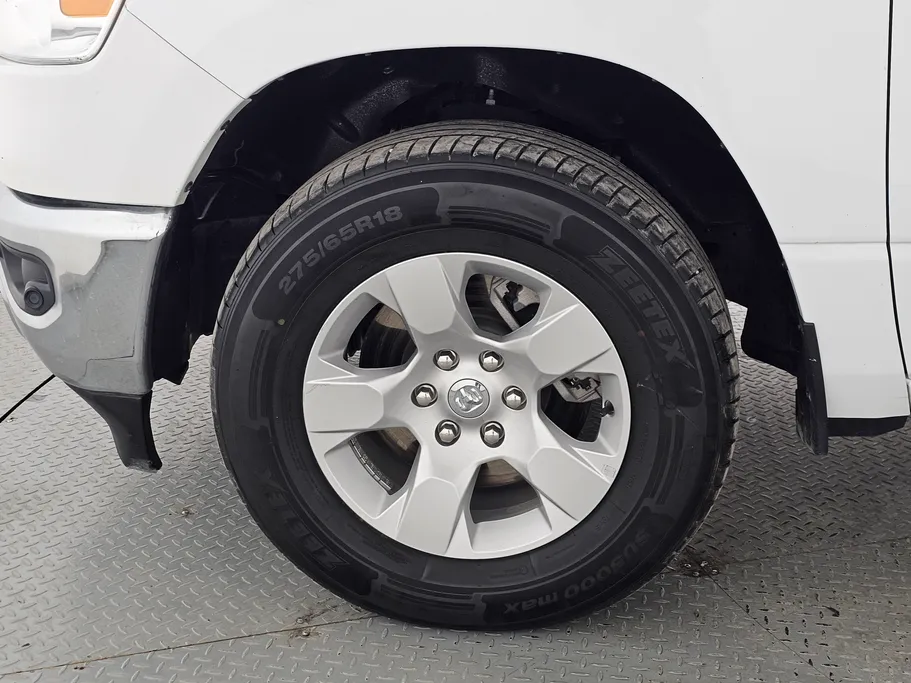 دودج رام 1500 Classic 2022 