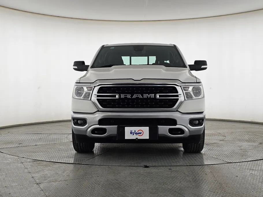 دودج رام 1500 Classic 2022 