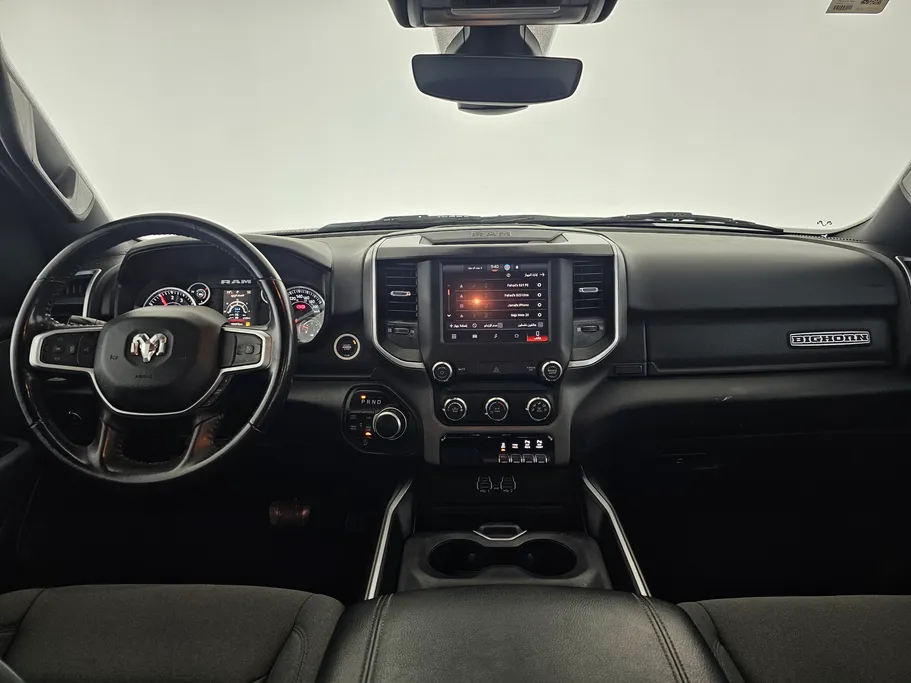 دودج رام 1500 Classic 2022 