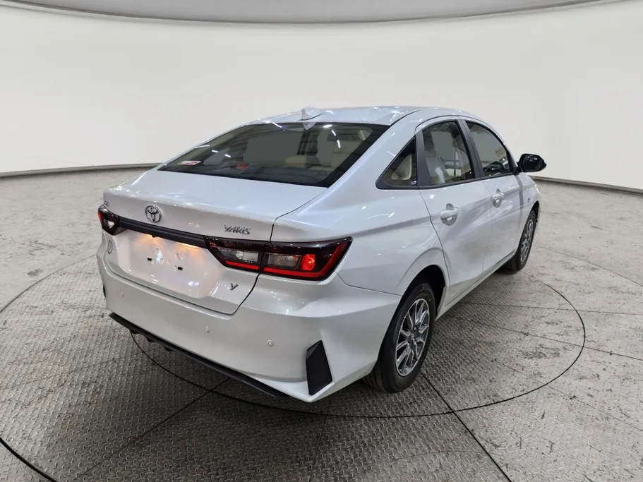 2026 Toyota Yaris  Y 