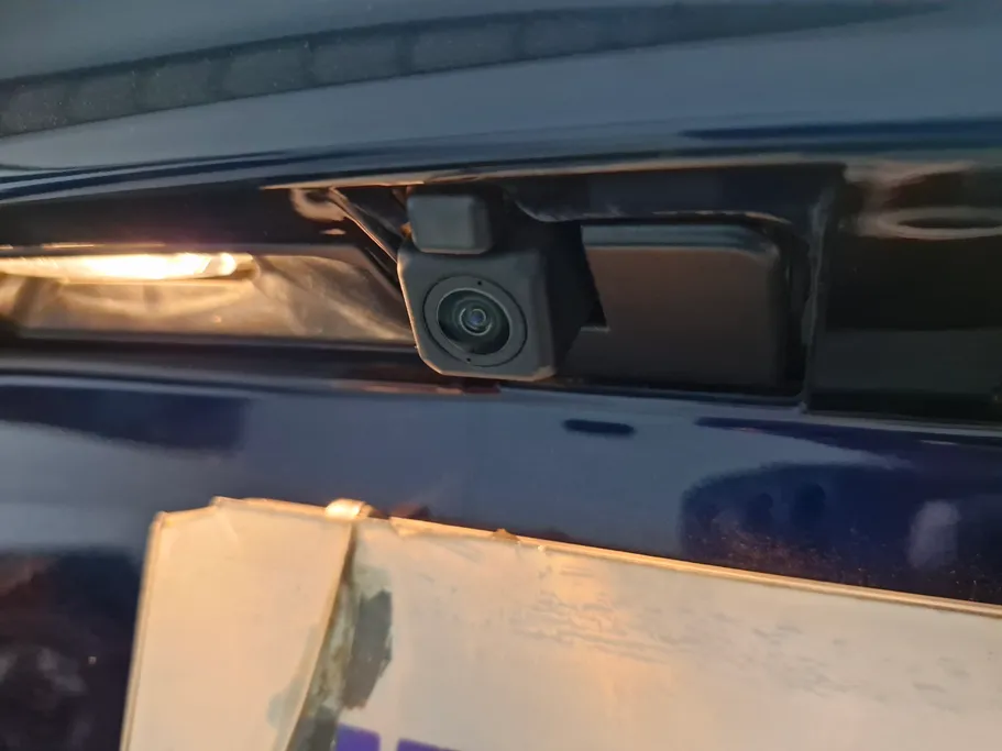 تويوتا هايلاندر LE 2024 