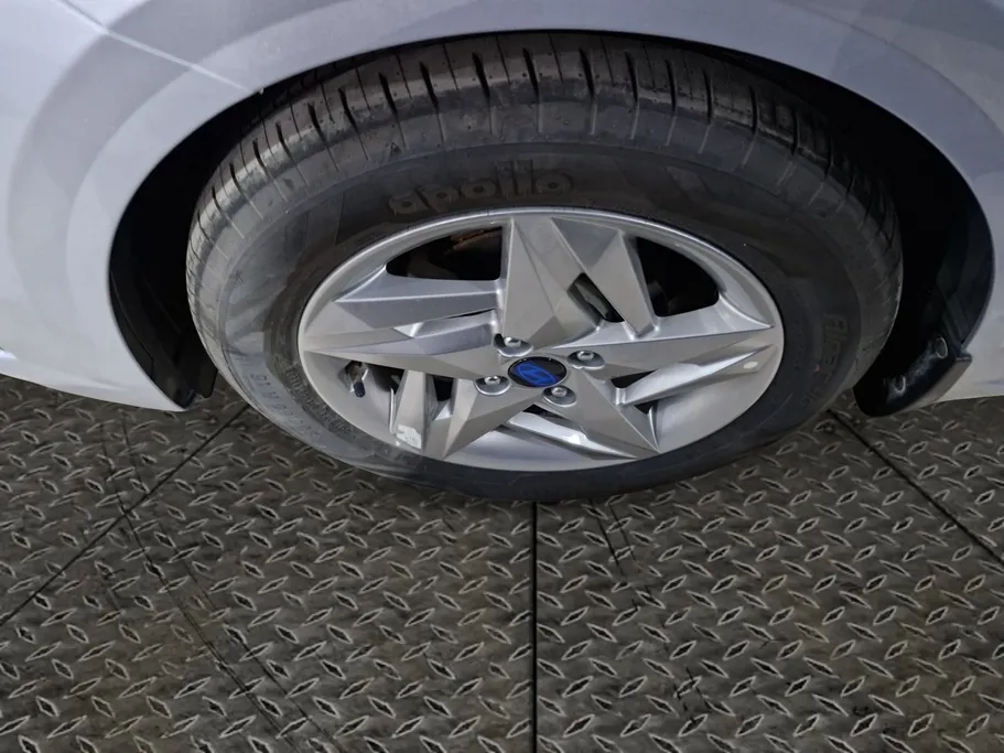 2024 Hyundai Accent Smart 