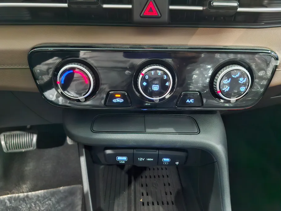 2024 Hyundai Accent Smart 