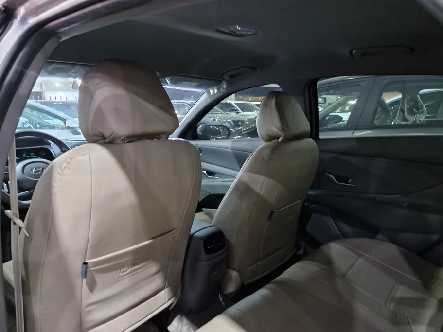 2026 Hyundai Elantra Smart 