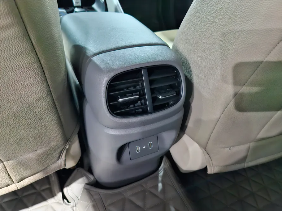 2026 Hyundai Elantra Smart 