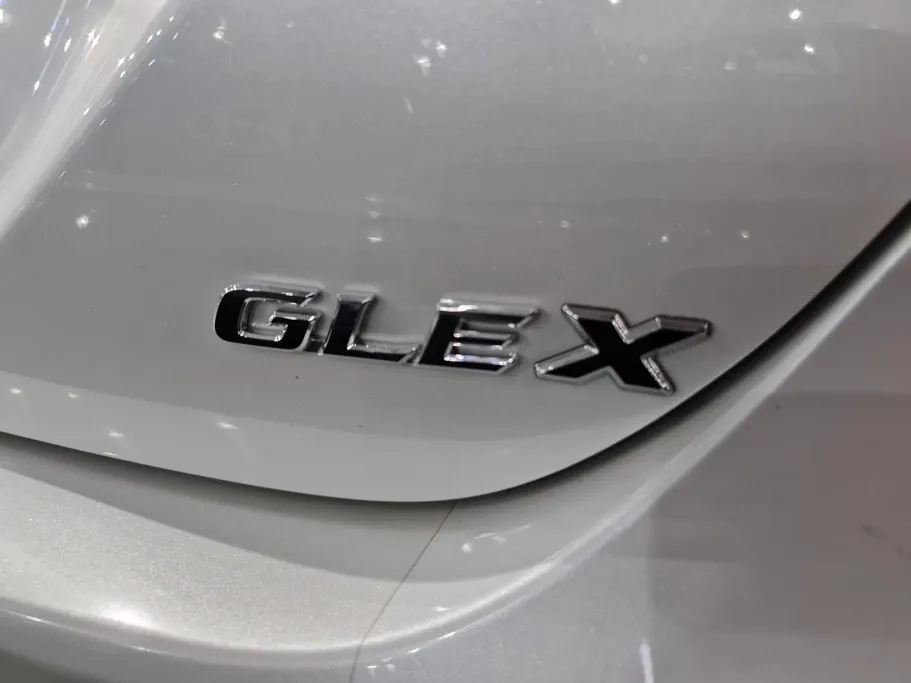 تويوتا كامري GLEX 2024 