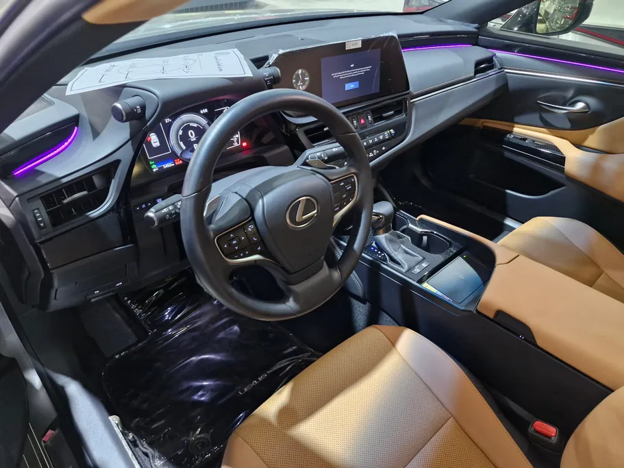 2024 Lexus ES 300 AH Hybrid  