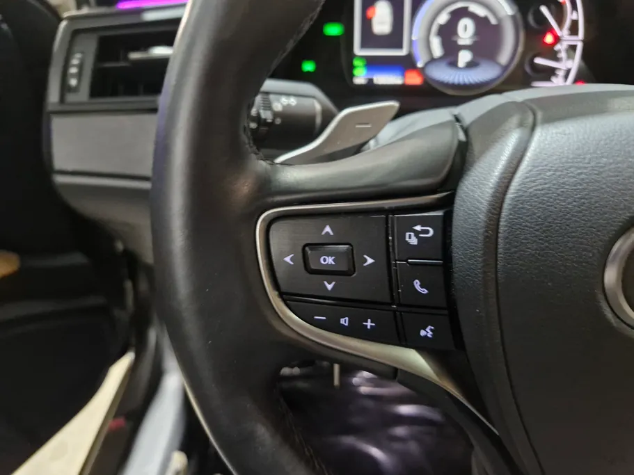 2024 Lexus ES 300 AH Hybrid  