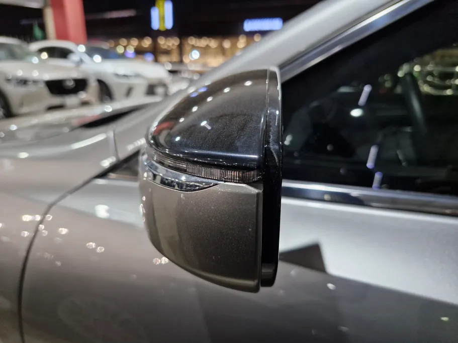 2024 Lexus ES 300 AH Hybrid  