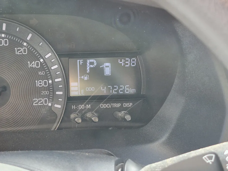 2023 Toyota Yaris  Y 