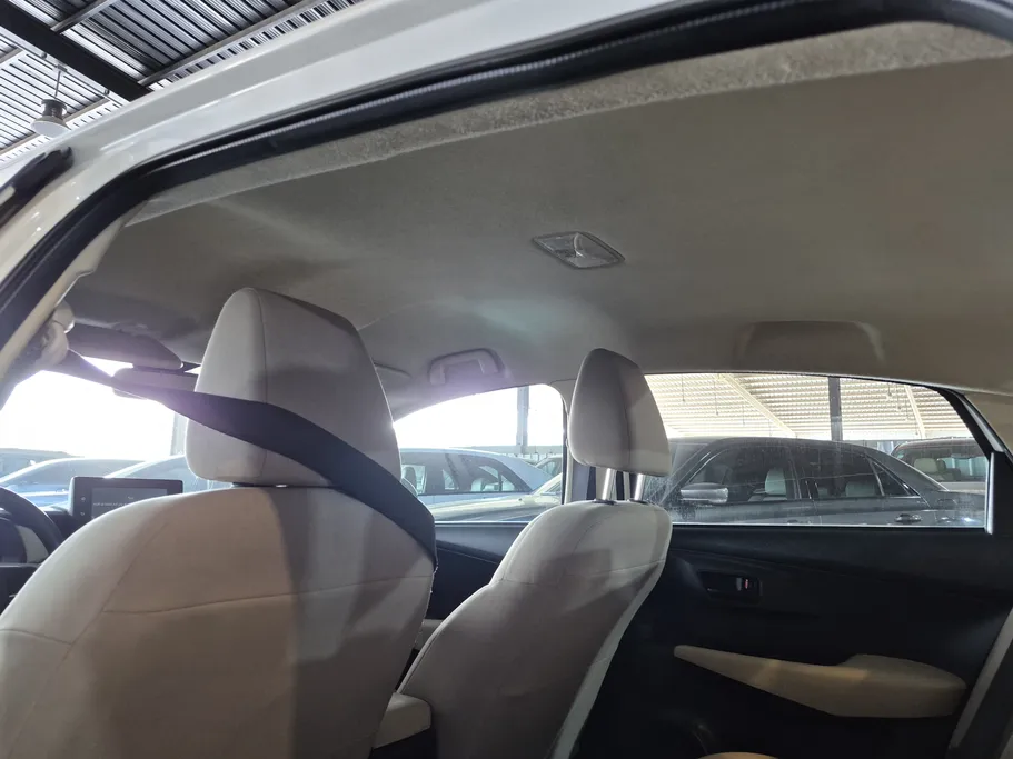 2023 Toyota Yaris  Y 