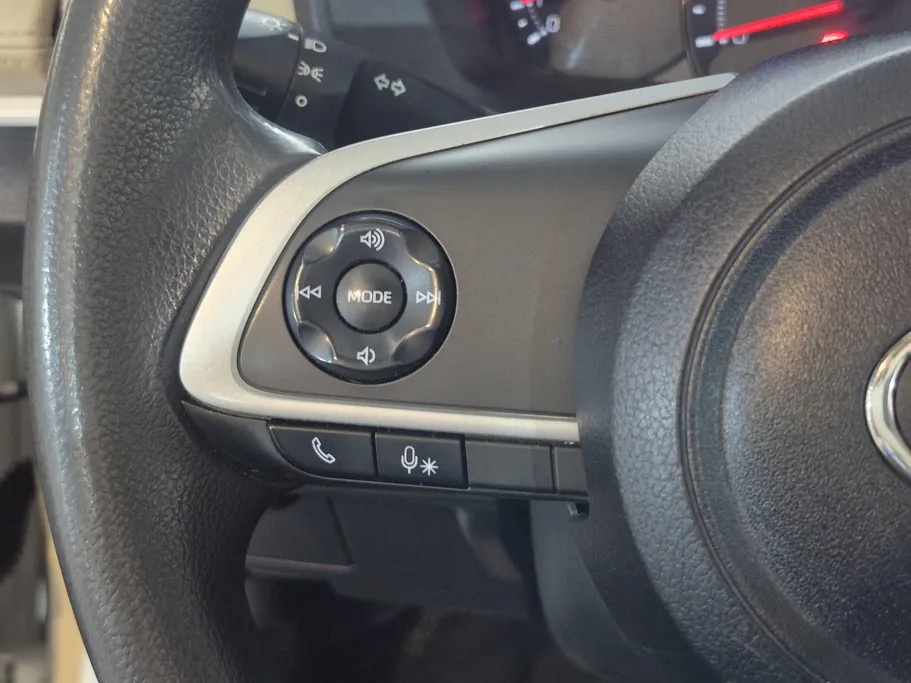 2023 Toyota Yaris  Y 