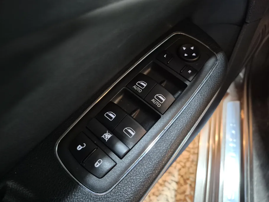 كرايسلر 300 S 2021 