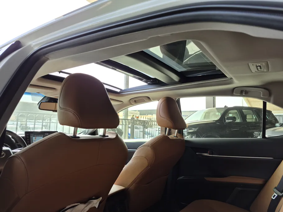 2023 Toyota Camry  Limited 