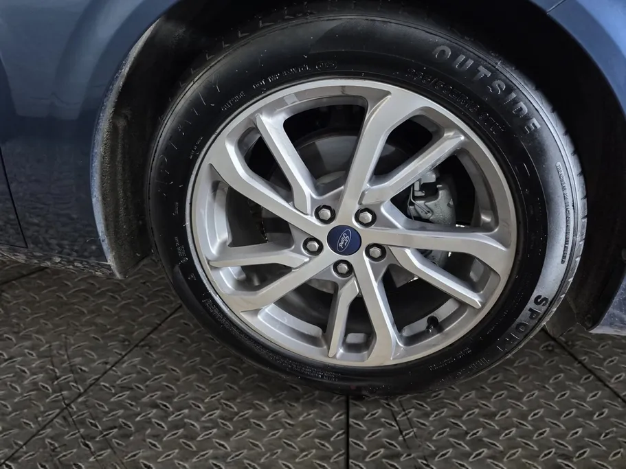 2024 Ford Taurus Trend 