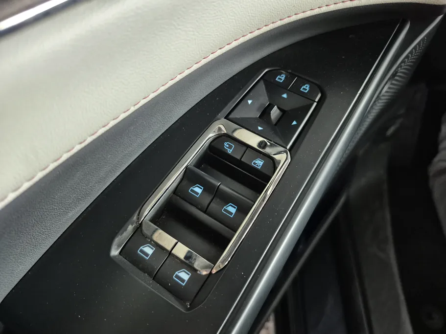 2024 Ford Taurus Trend 