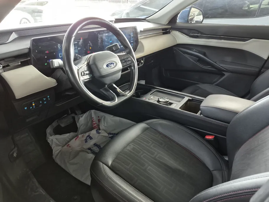 2024 Ford Taurus Trend 