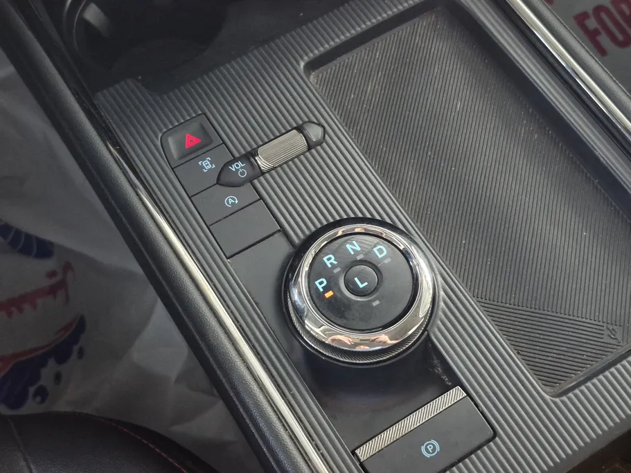 2024 Ford Taurus Trend 