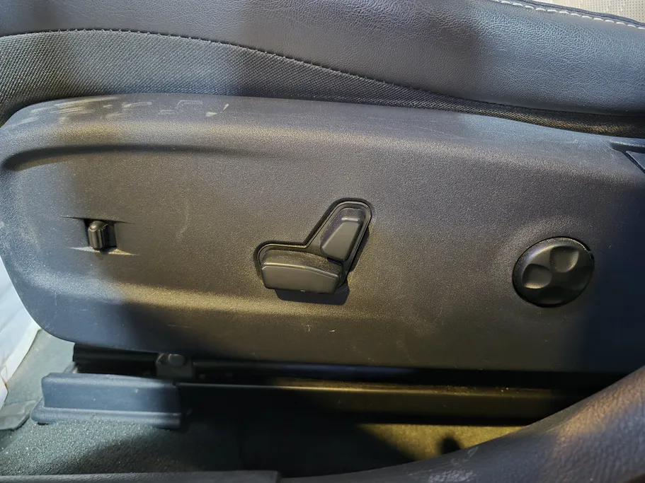 كرايسلر 300 C 2020 