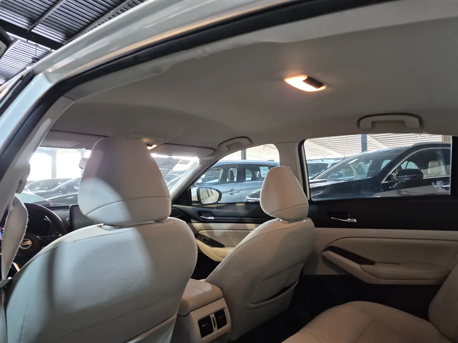 2020 Nissan Altima S 