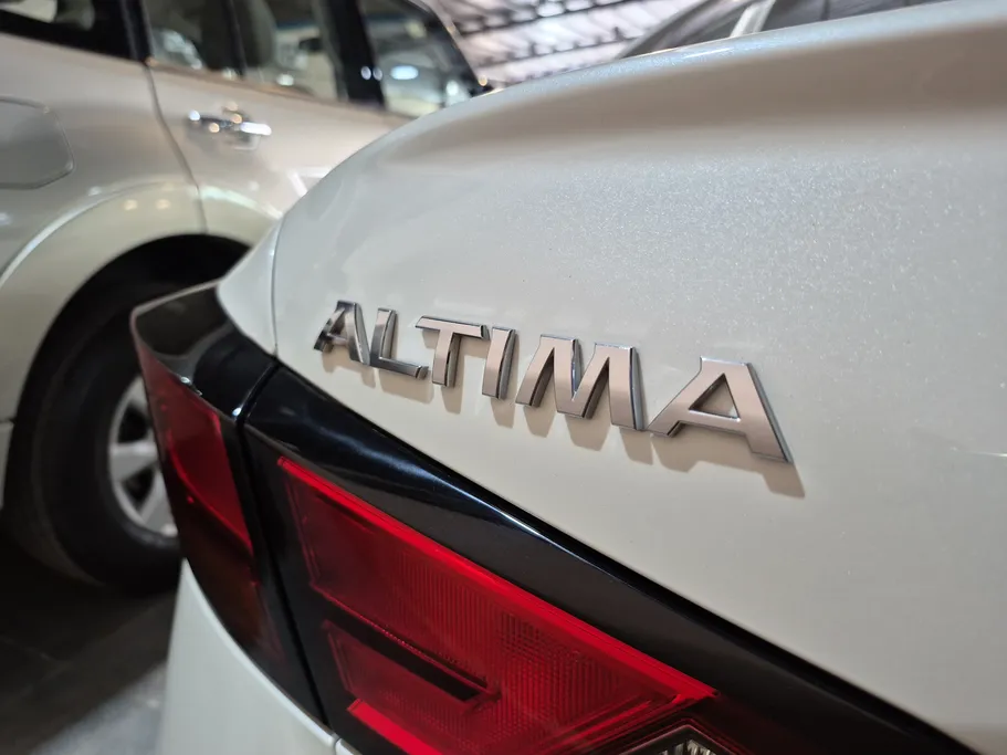 2020 Nissan Altima S 