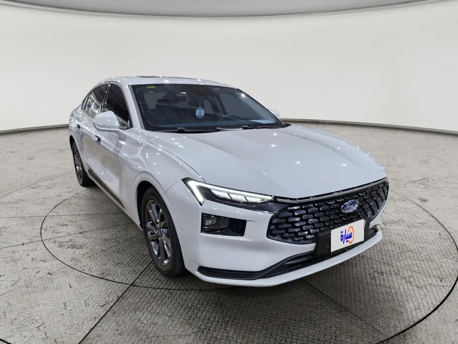 2025 Ford Taurus Ambiente FHEV 