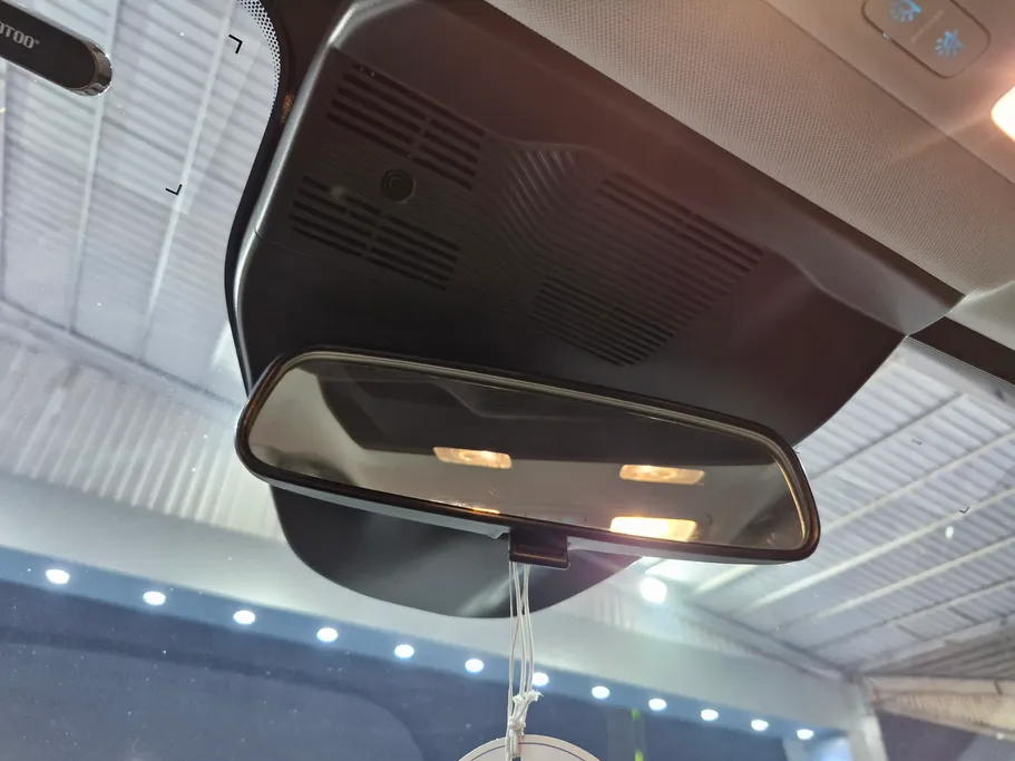 2025 Ford Taurus Ambiente FHEV 