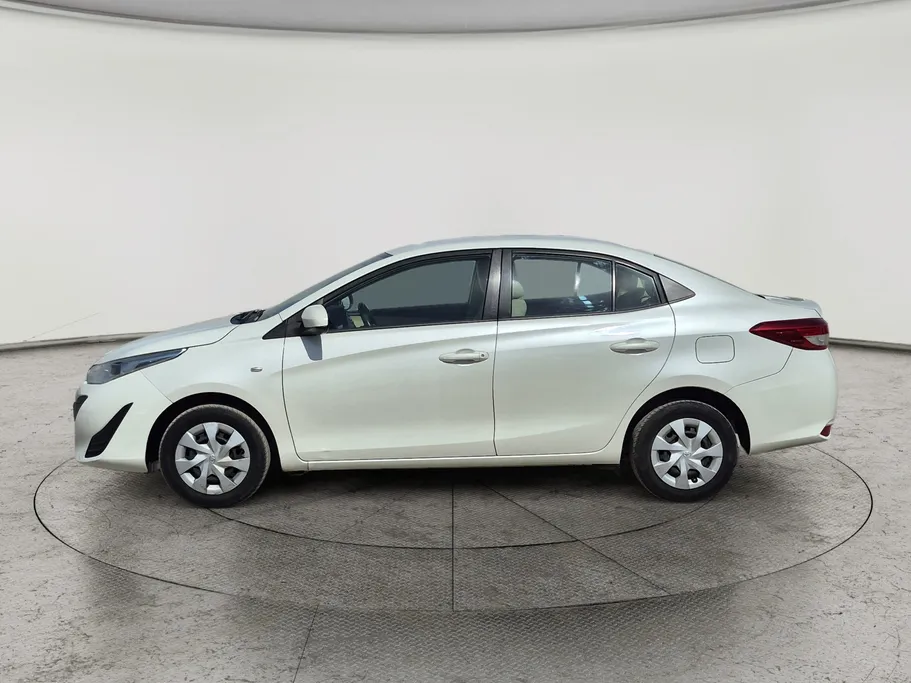 تويوتا يارس Y 2019 