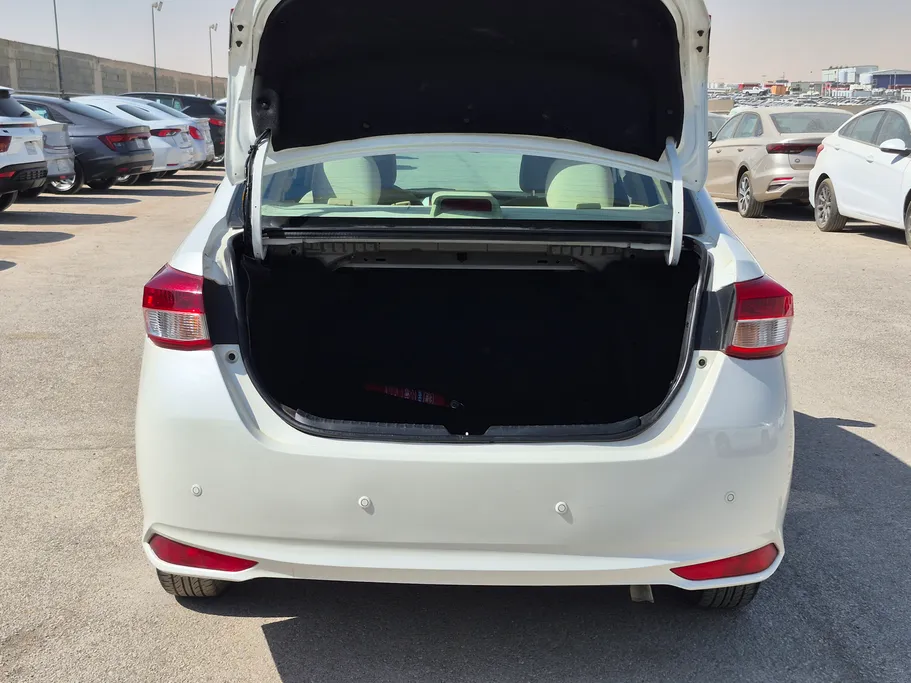 تويوتا يارس Y 2019 