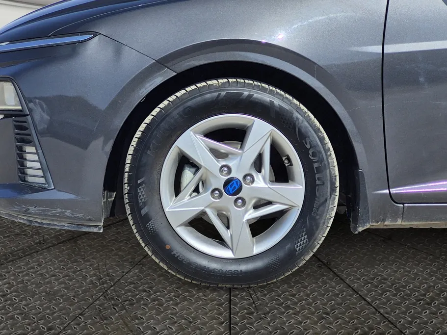 2024 Hyundai Accent Fleet 