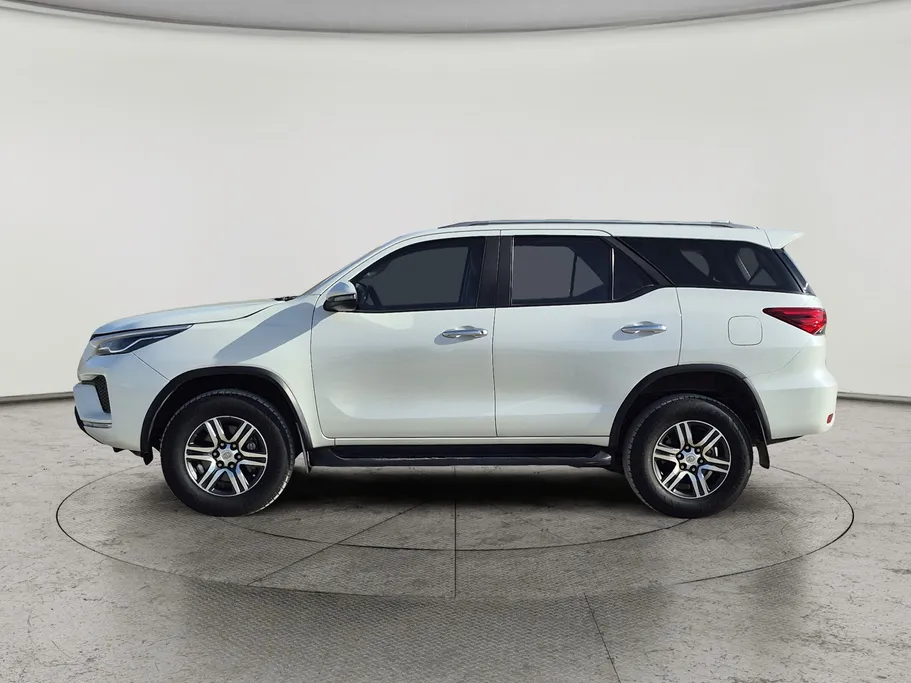 2021 Toyota Fortuner GX 