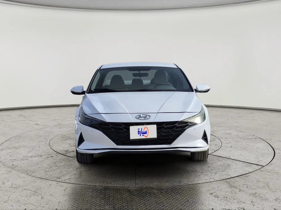 2023 Hyundai Elantra Smart 