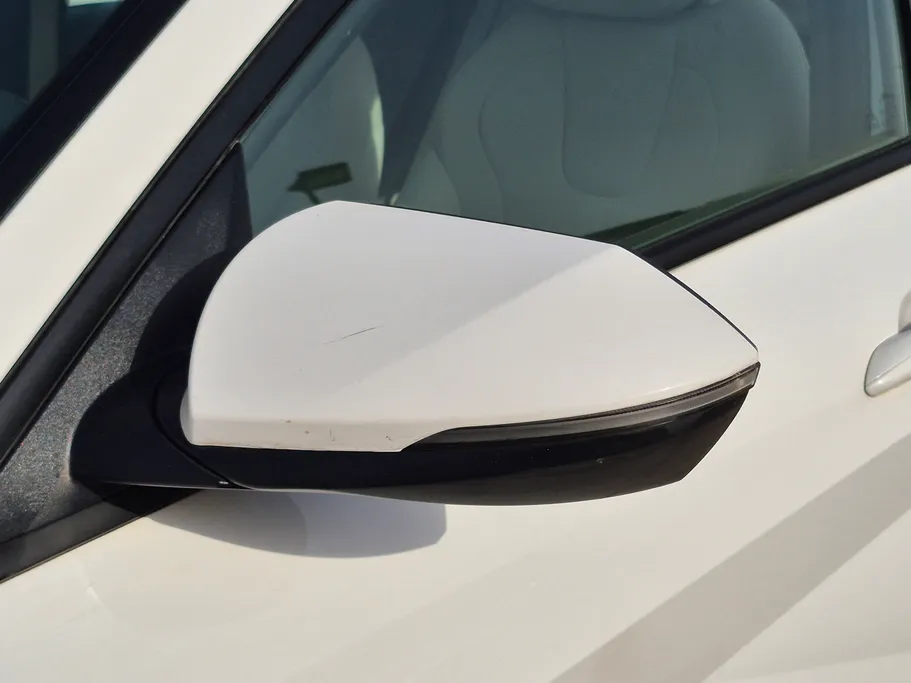 2023 Hyundai Elantra Smart 