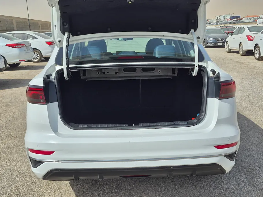 2023 Geely Emgrand GF 