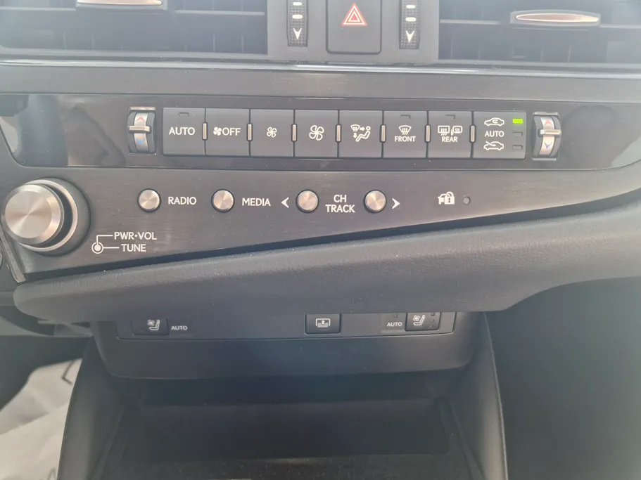 2025 Lexus ES 350 DD 