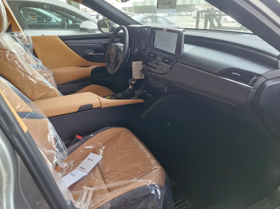 2025 Lexus ES 350 DD 