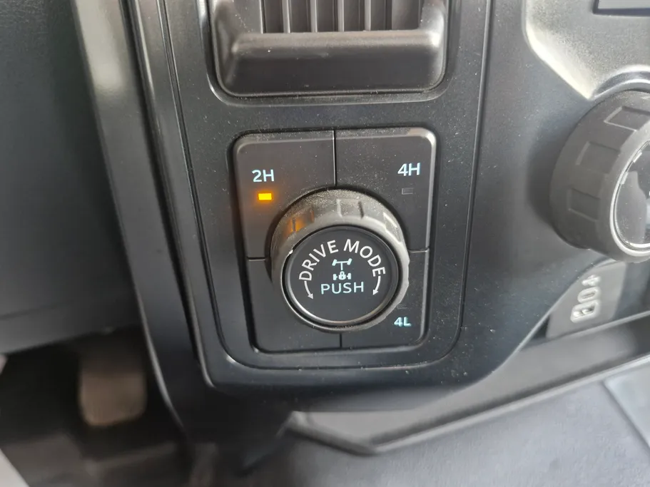 فورد F150 XL 2025 