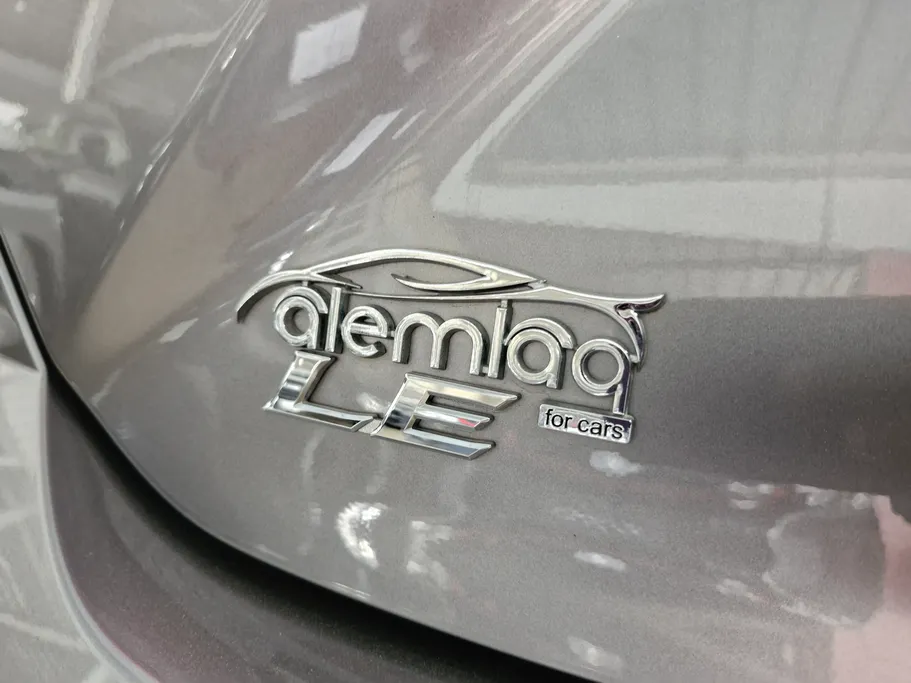 تويوتا كامري LE HEV 2025 