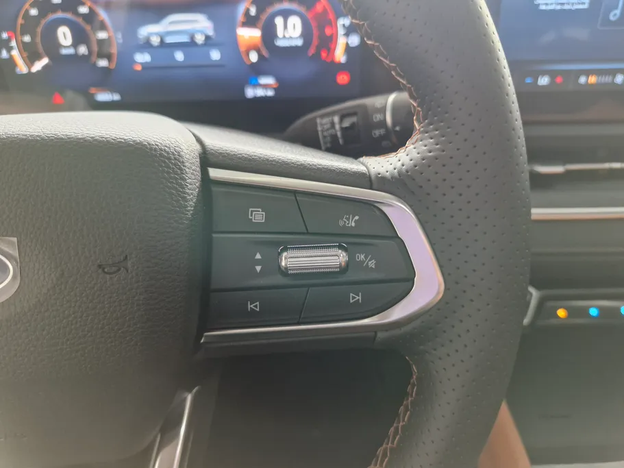 فورد تريتوري تيتانيوم 2026 