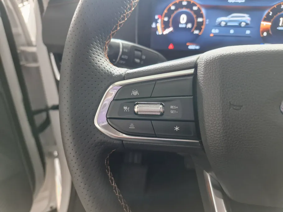 فورد تريتوري تيتانيوم 2026 