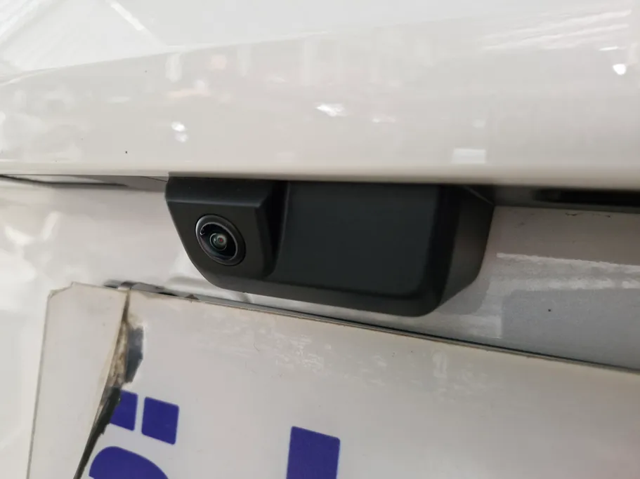 فورد تريتوري تيتانيوم 2026 