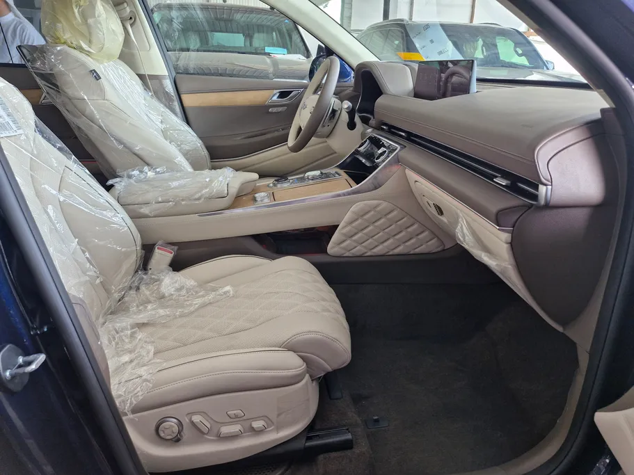 2023 Genesis GV80 Prestige 