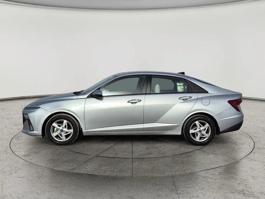 2024 Hyundai Accent Fleet 